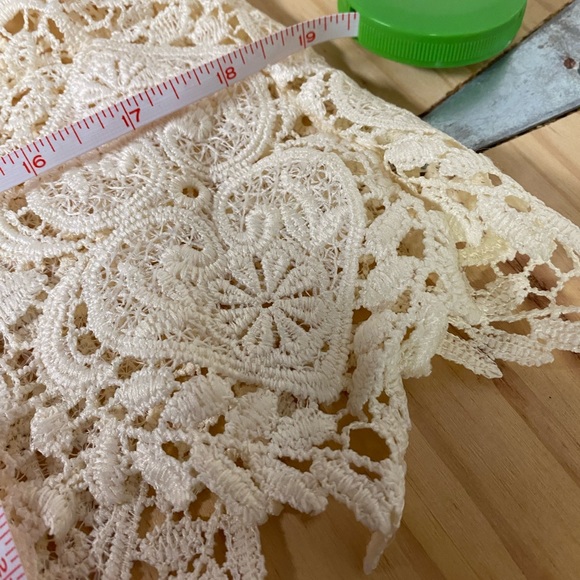 New Beige / Cream Sweater with lace detail.  Lightweight, lace-sleeves & bottom - Picture 5 of 7